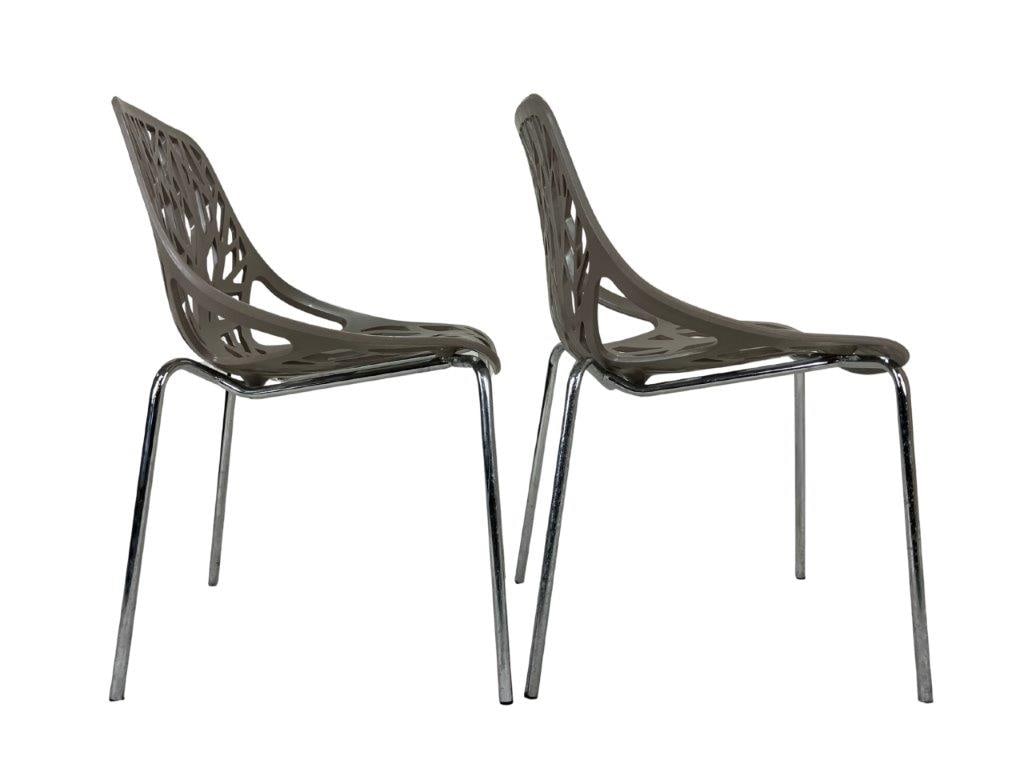 LeisureMod Asbury Stackable Chairs - 4