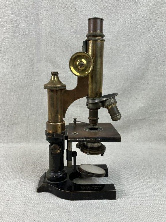 Antique E. Leitz Wetzlar Brass Microscope - 7