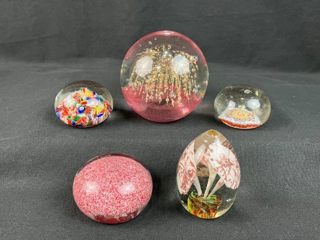 Assortment of Art Glass Paperweights (1 of 12)