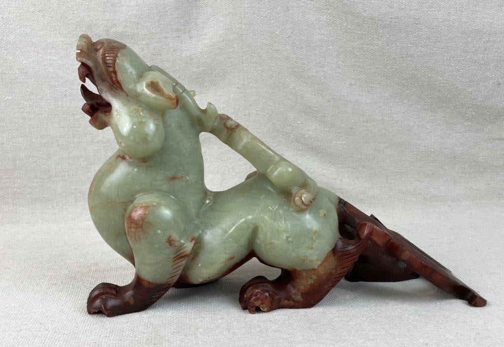 Chinese Carved Hetian Nephrite Jade Mythological Beast - 3
