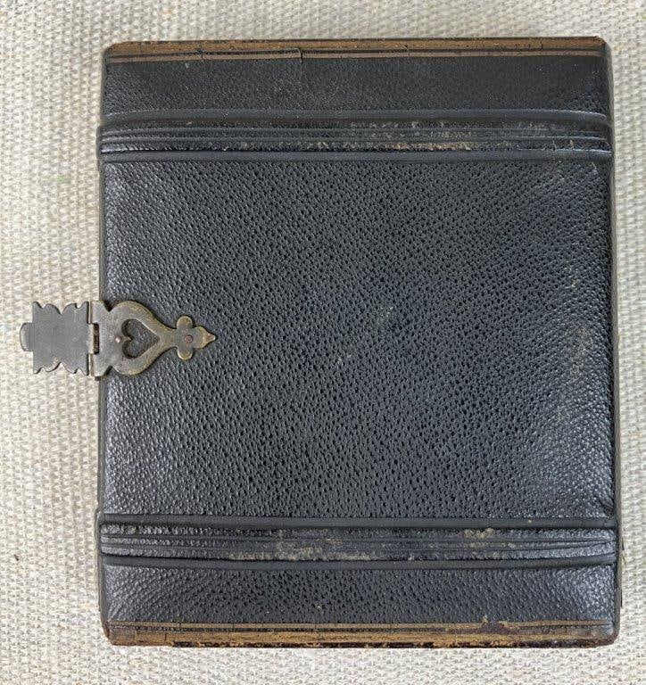 19th Century Portrait Ambrotype - 6