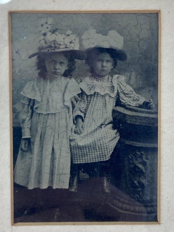Late 19th Century Photographs of Children - 4