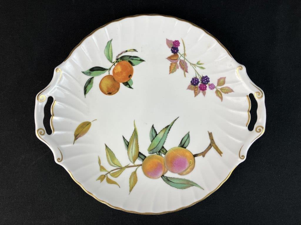 Royal Worcester Evesham Porcelain Dishware - 2