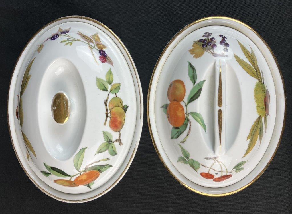 Royal Worcester Evesham Porcelain Dishware - 7