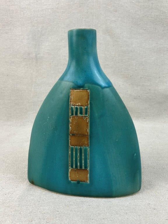 Pirjo Nylander Mid-Century Modern Scandinavian Pottery Vase - 2