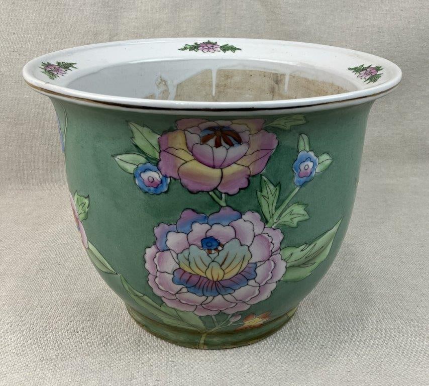 Chinese Famille Rose Jardiniere (1 of 7)