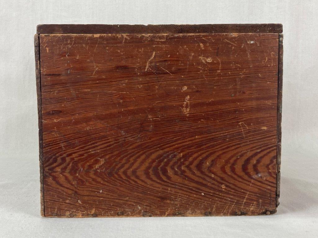 Primitive Country Storage Box - 9