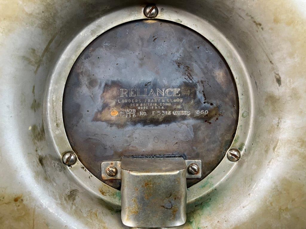 Art Deco Waffle Iron by Landers, Frary, & Clark - 10