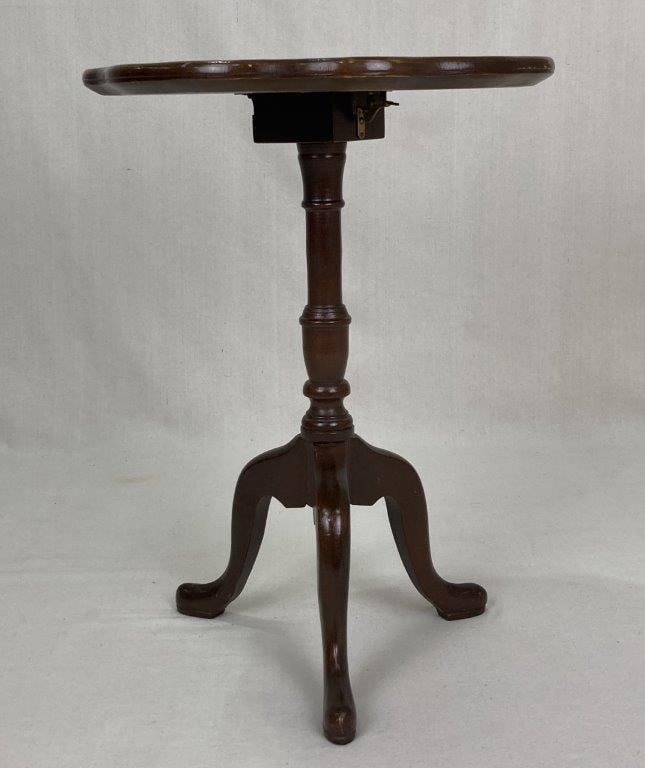 Tilt Top Stand - 5