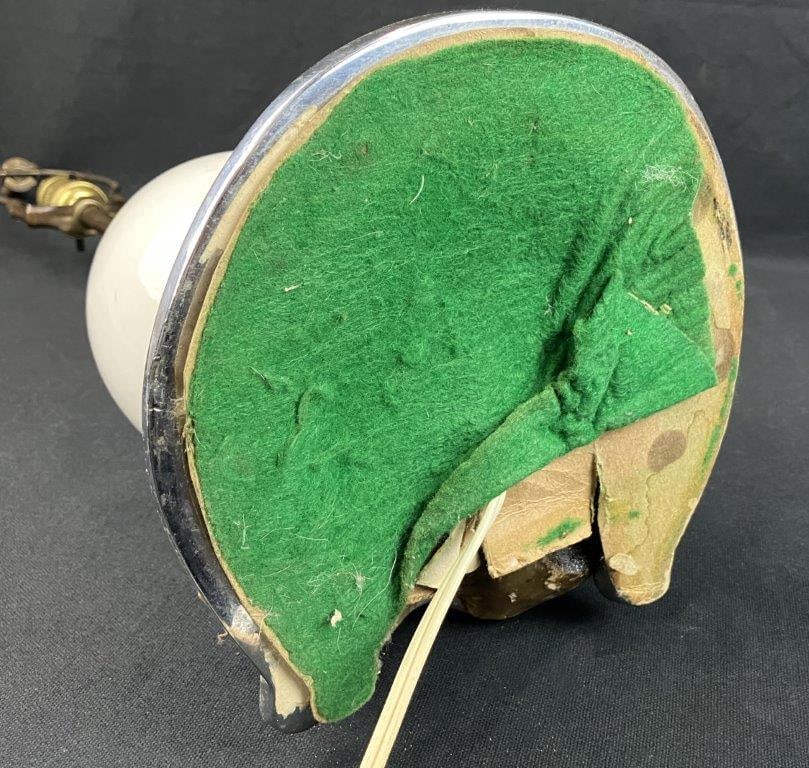 Mid-Century Modern Horse Hoof Lamp - 8