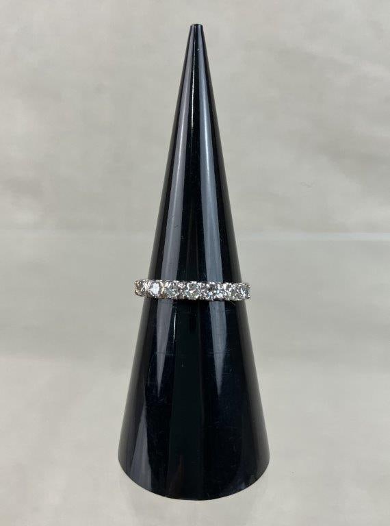 14 KT White Gold and Diamond Ring - 2