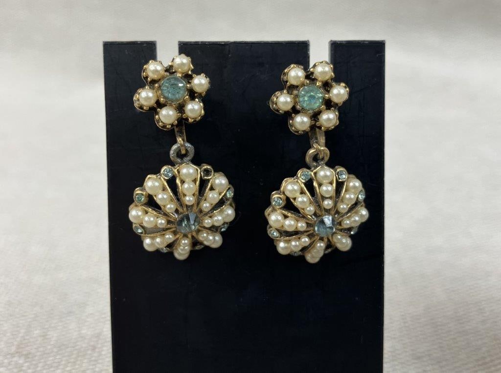 Vintage Jewelry Assortment Including Renaissance Revival - 3