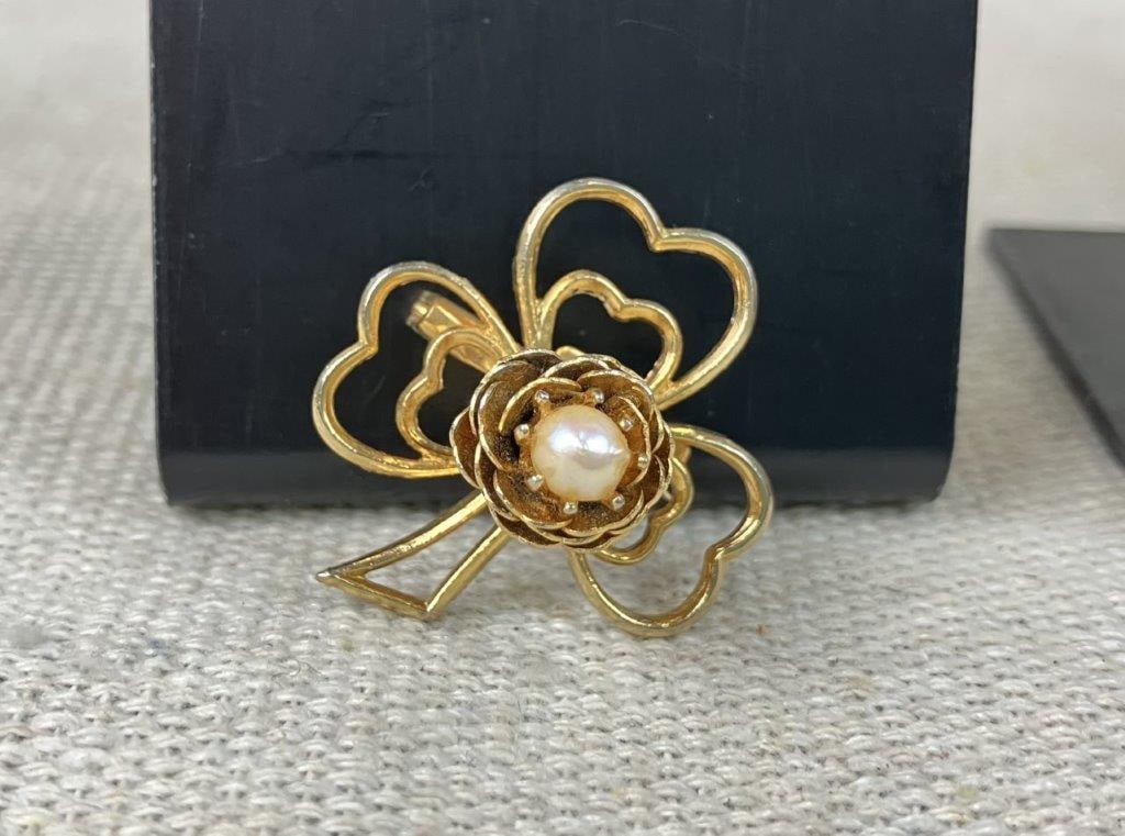 Assortment of Vintage Jewelry in Jewelry Organizer - 5
