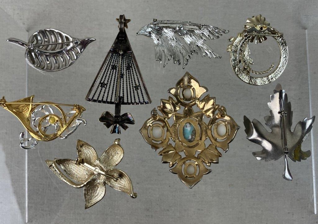 Assortment of Brooches Including Danecraft and Sarah Coventry - 6