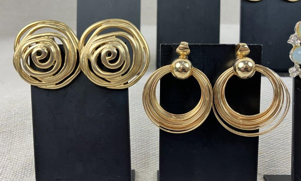 Assortment of Gold-tone Earrings Inlcuding Dell'Olio - 4