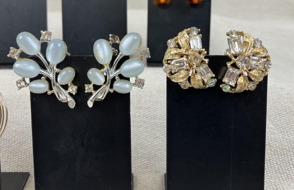 Assortment of Gold-tone Earrings Inlcuding Dell'Olio - 5