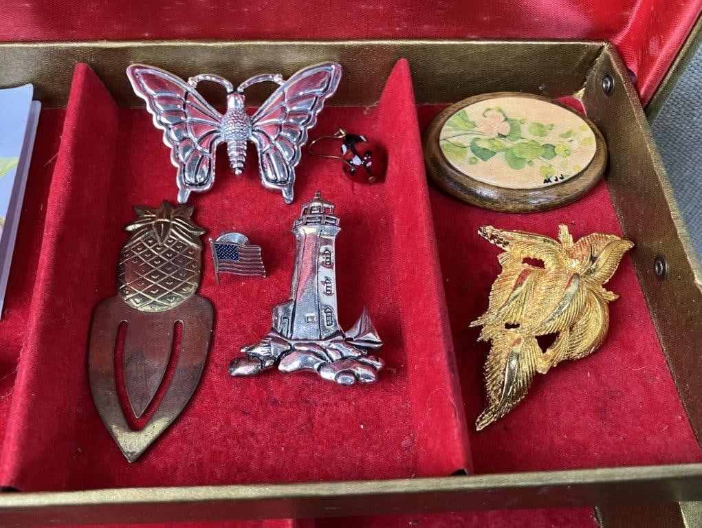 Vintage Buxton Gilt Leather Jewelry Box and Collection - 8