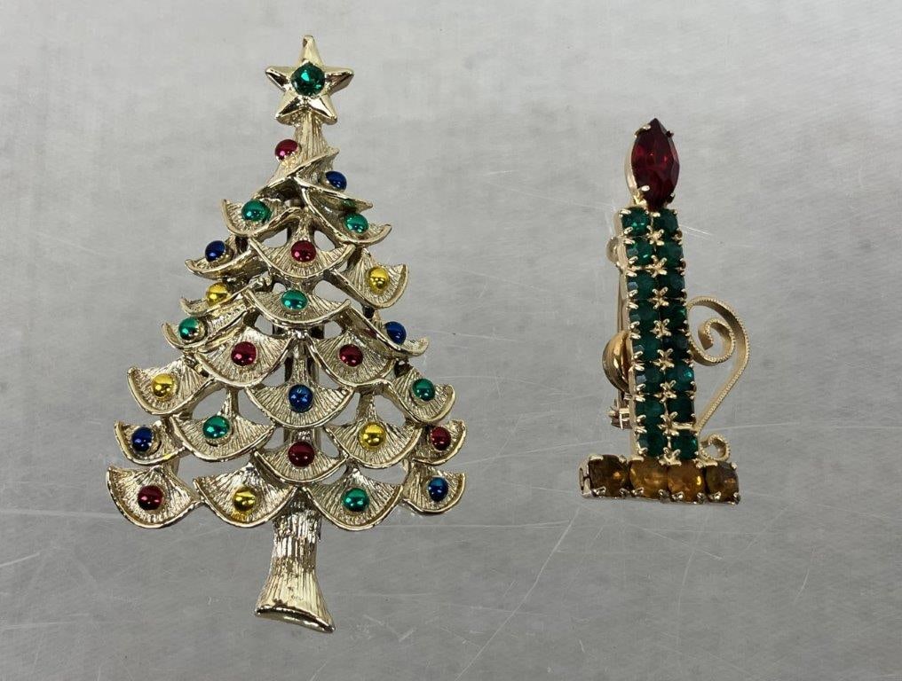 Gold-tone Brooches and Necklace Including Gerry's - 4