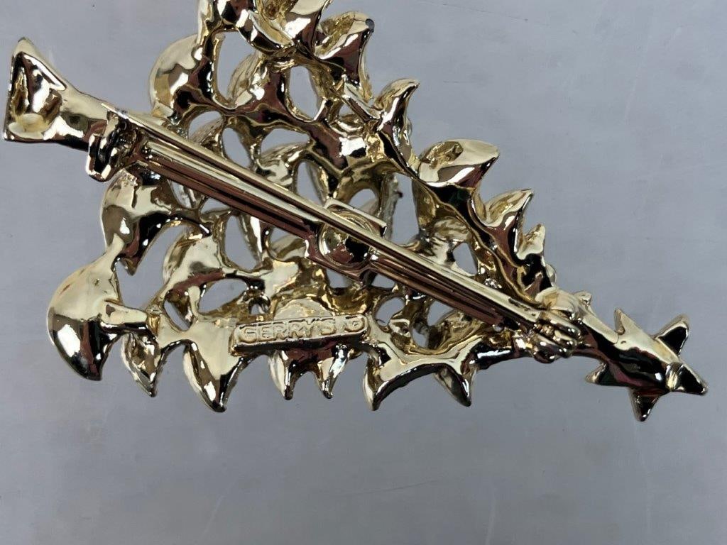 Gold-tone Brooches and Necklace Including Gerry's - 6