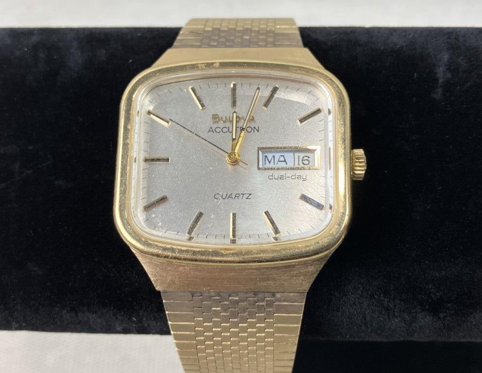 Bulova Accutron Quartz Dual-Day Watch - 3