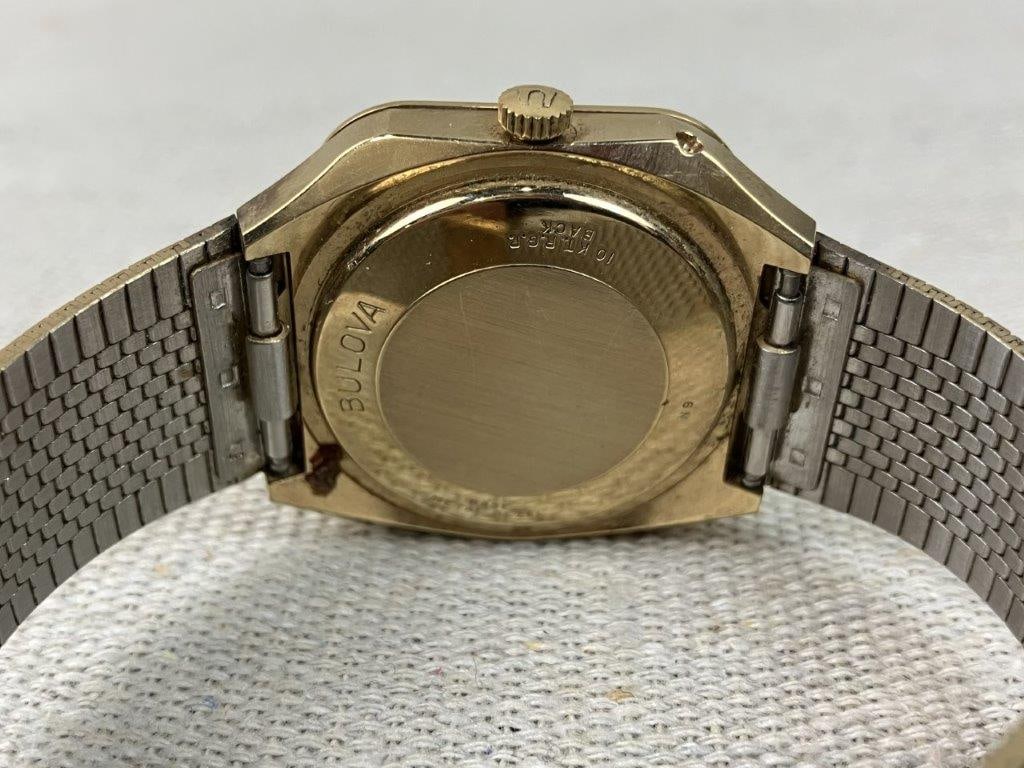 Bulova Accutron Quartz Dual-Day Watch - 4