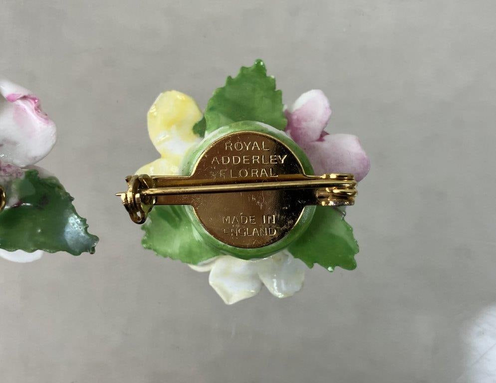 Assortment of Rose Brooches Including Royal Adderley - 7