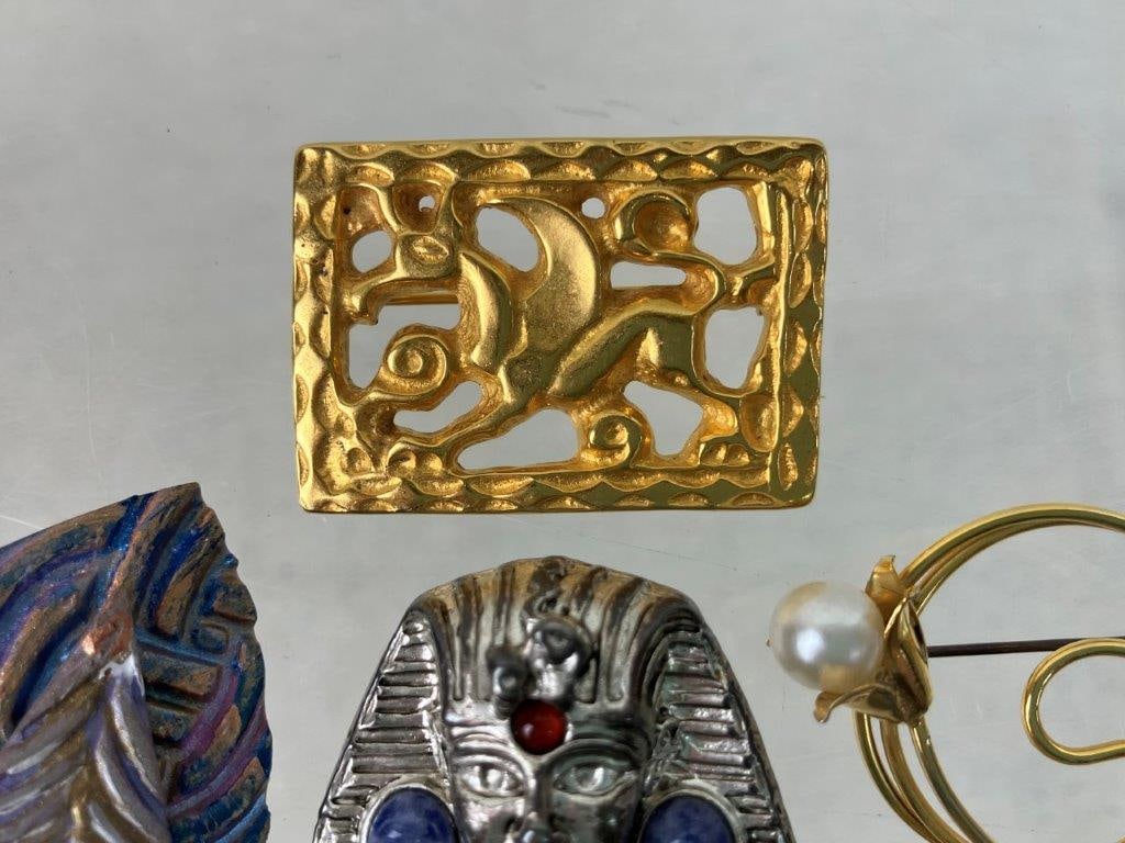 Assortment of Vintage Brooches - 2