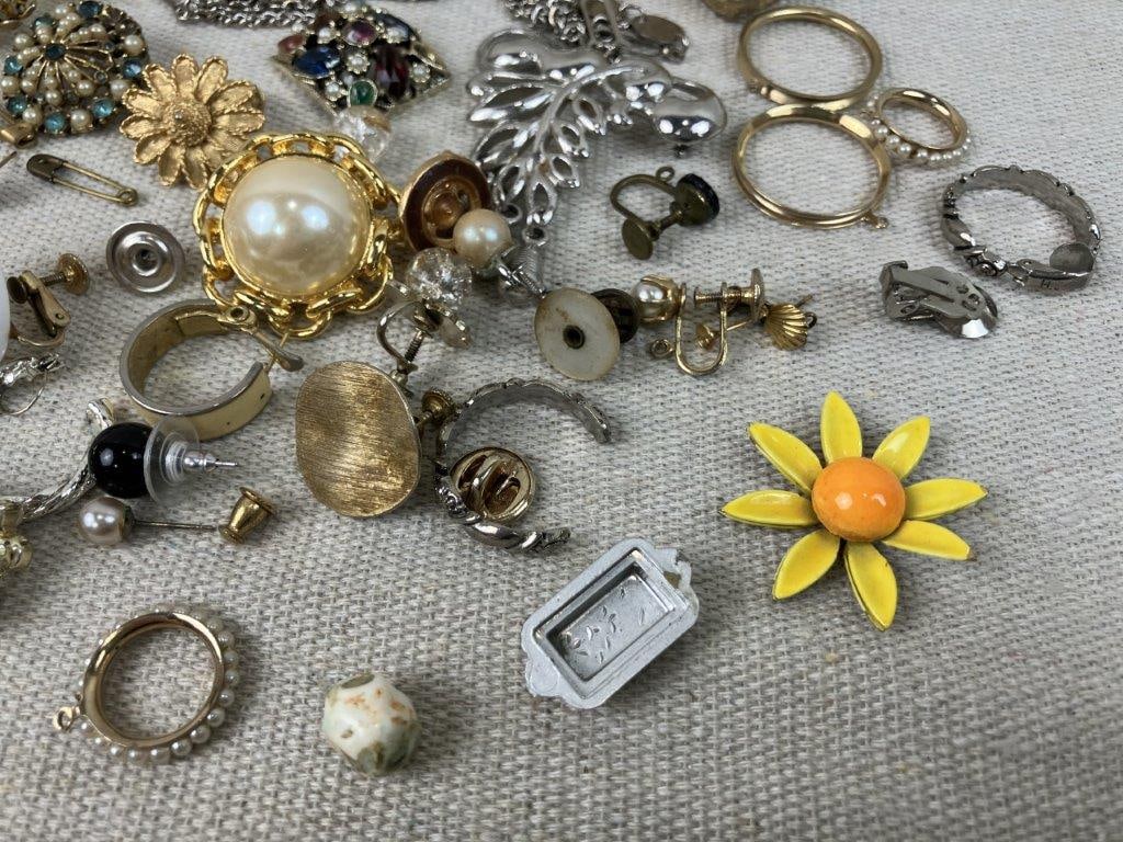 Vintage Jewelry Assortment - 2