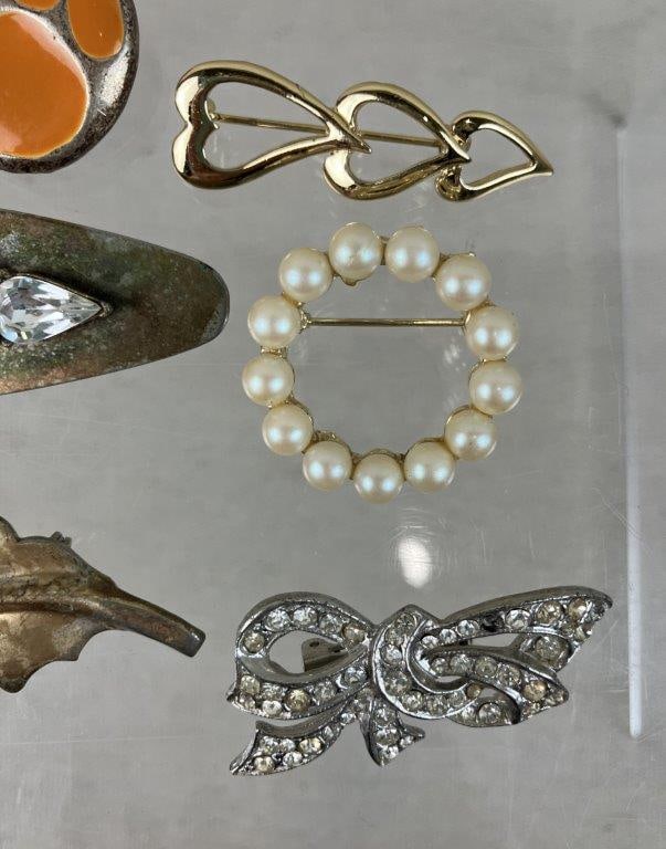 Group of Vintage Brooches - 2