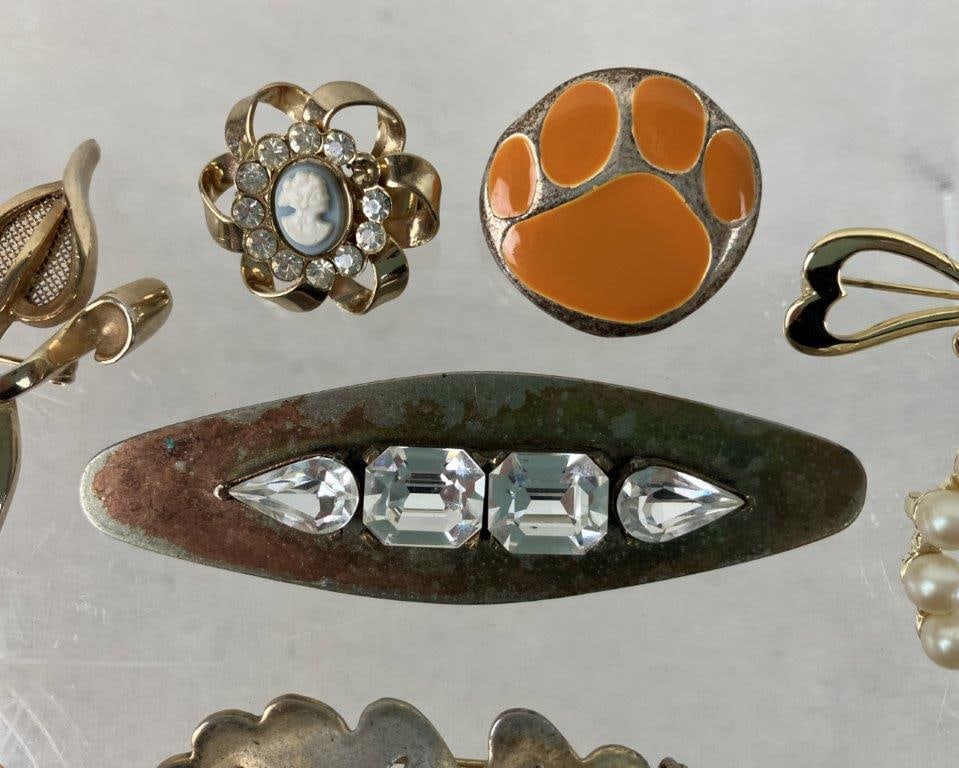 Group of Vintage Brooches - 3