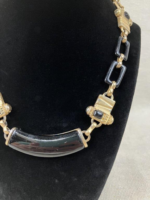 Gold-tone Art Deco Revival Necklace and Earrings - 3