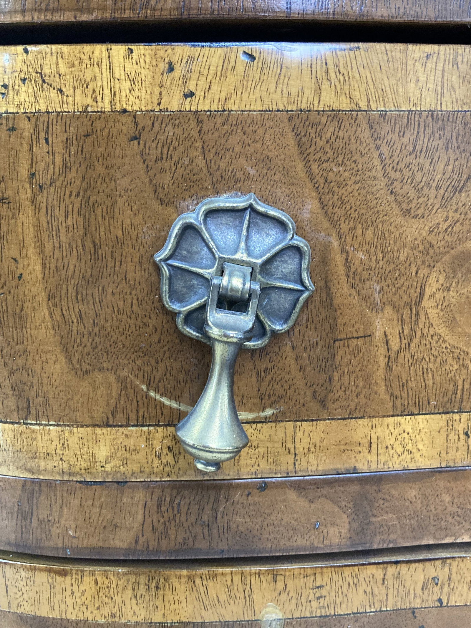 William And Mary Style Burl Walnut Stand - 7