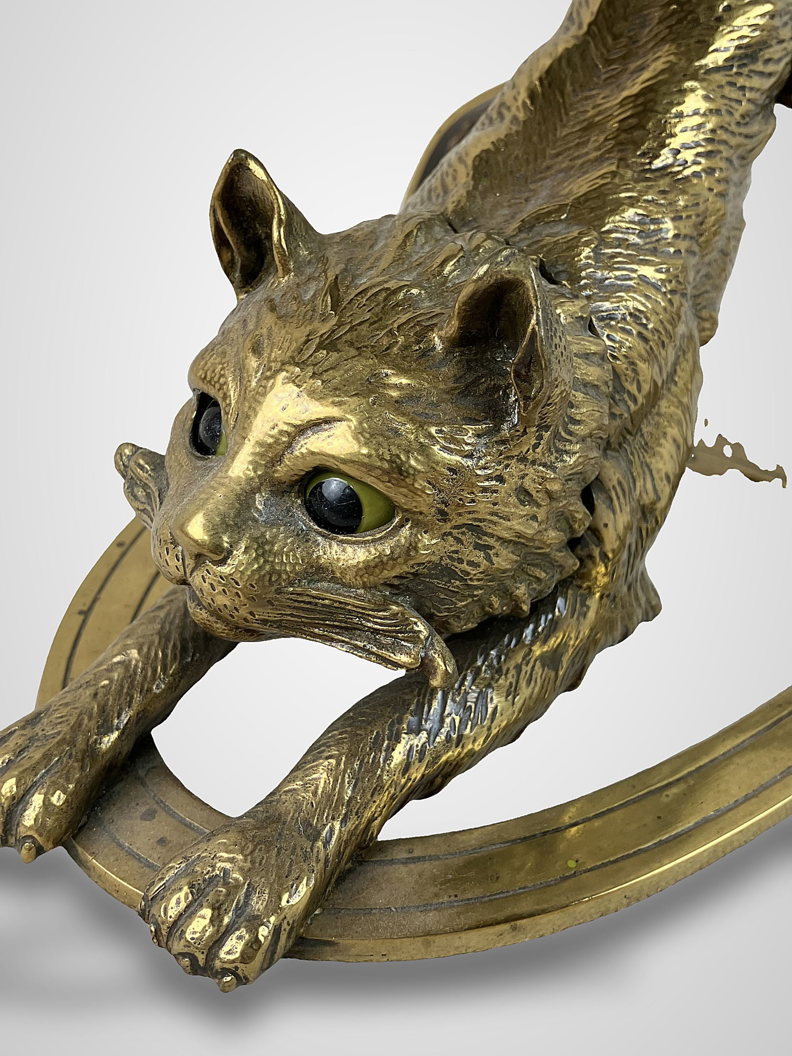Hermann Eichberg Art Nouveau Bronze Hunting Cat Lamp - 3