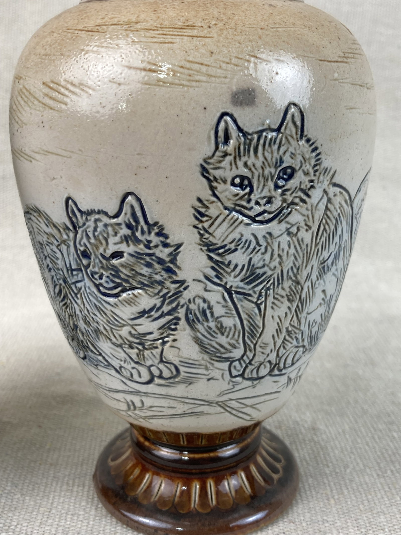 Pair of Hannah Barlow Doulton Lambeth Cat Pitchers - 5