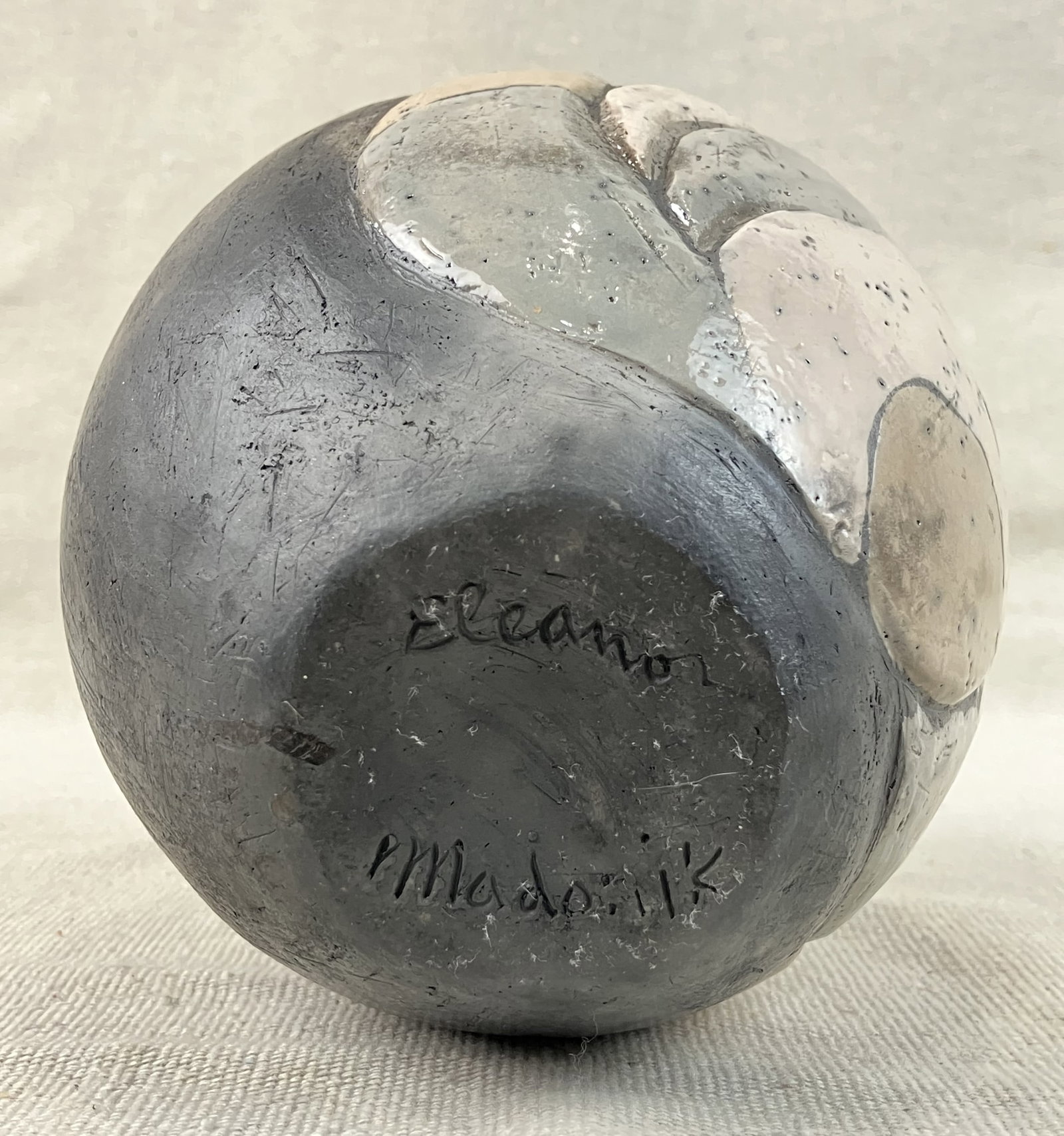 Eleanor Madonik Cat Studio Pottery Vase - 8