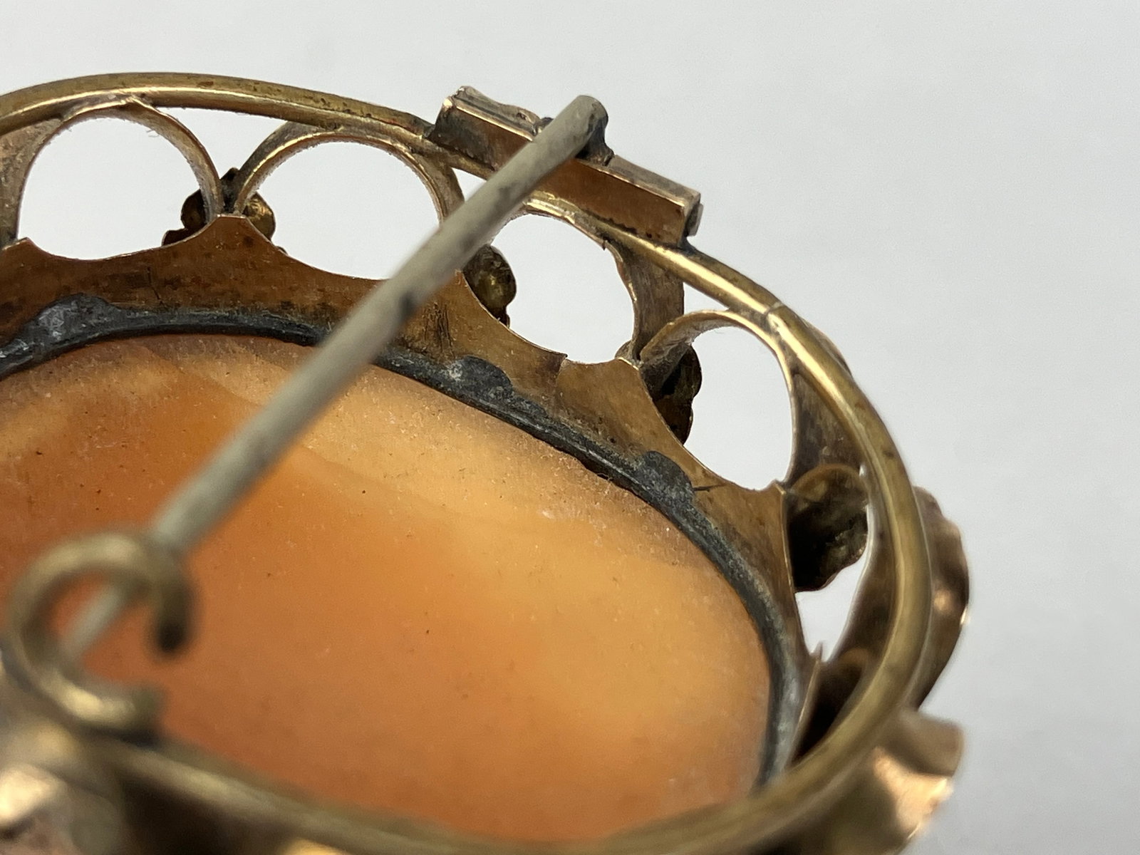 Victorian 14KT Gold Cameo Brooch - 5