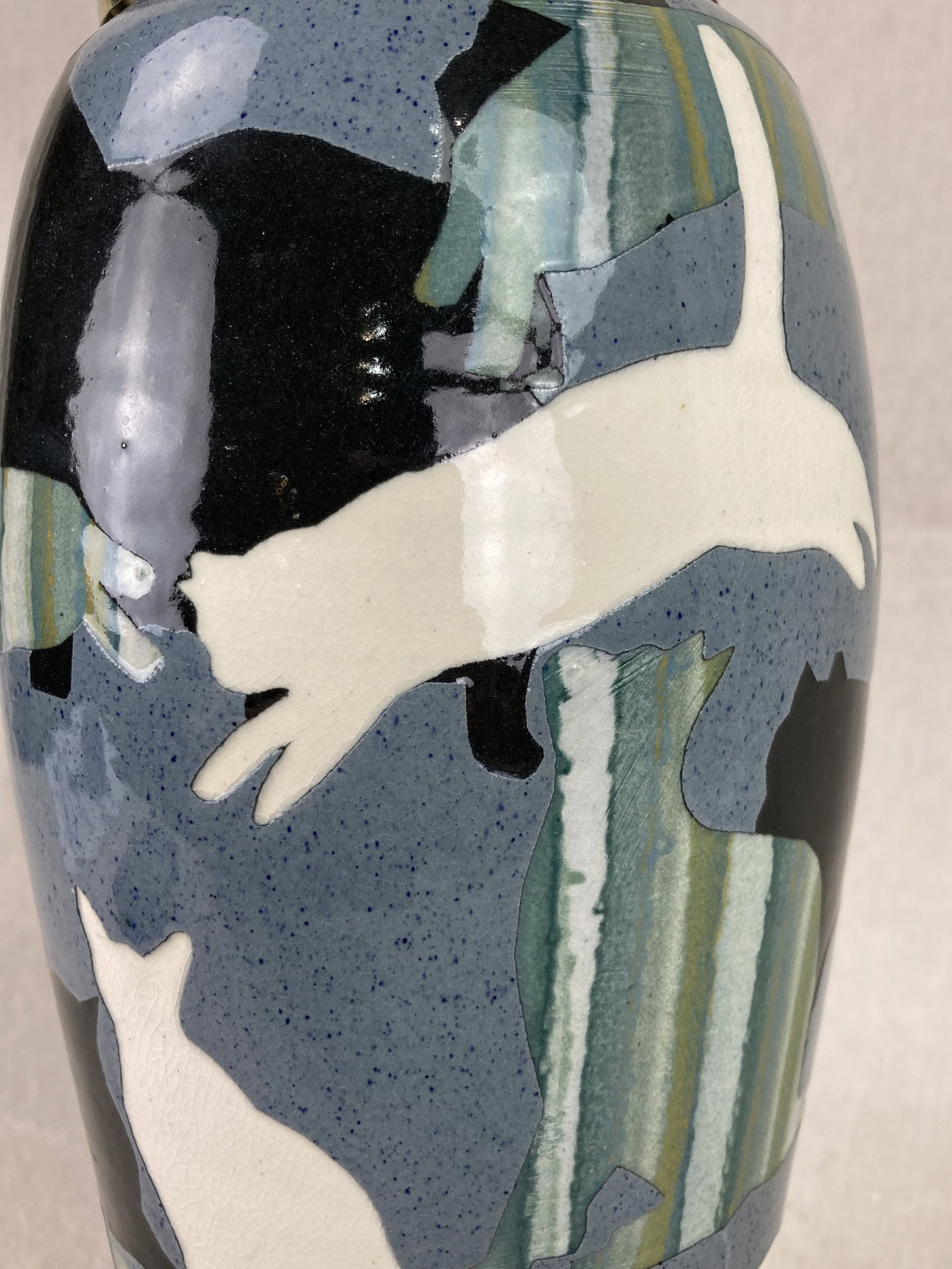 Westcote Bell Pottery Cat Silhouette Lamp by Vaughan Smith - 7