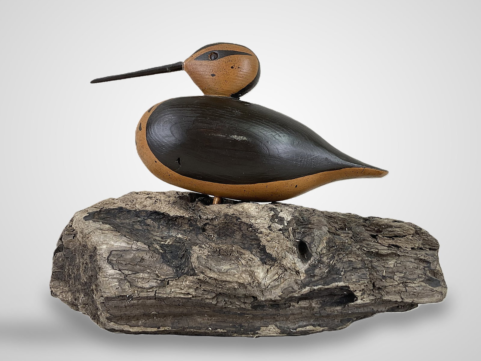 Signed Polychromed Folk Art Shorebird Sculpture - 2