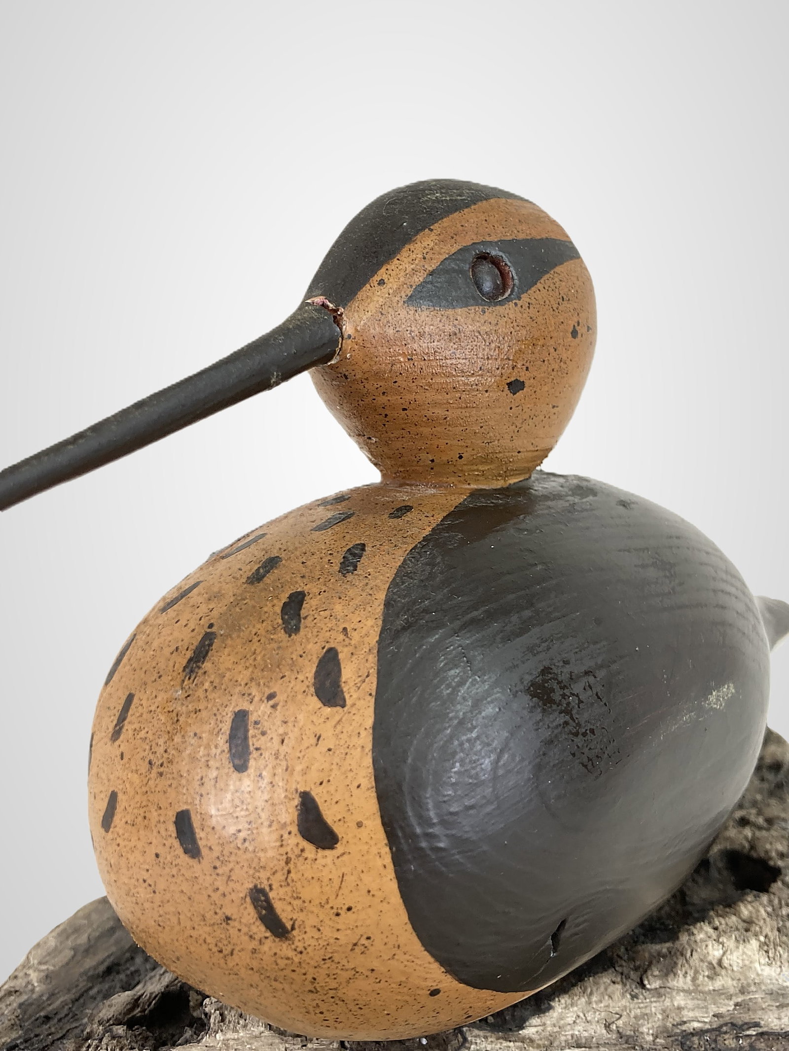 Signed Polychromed Folk Art Shorebird Sculpture - 6