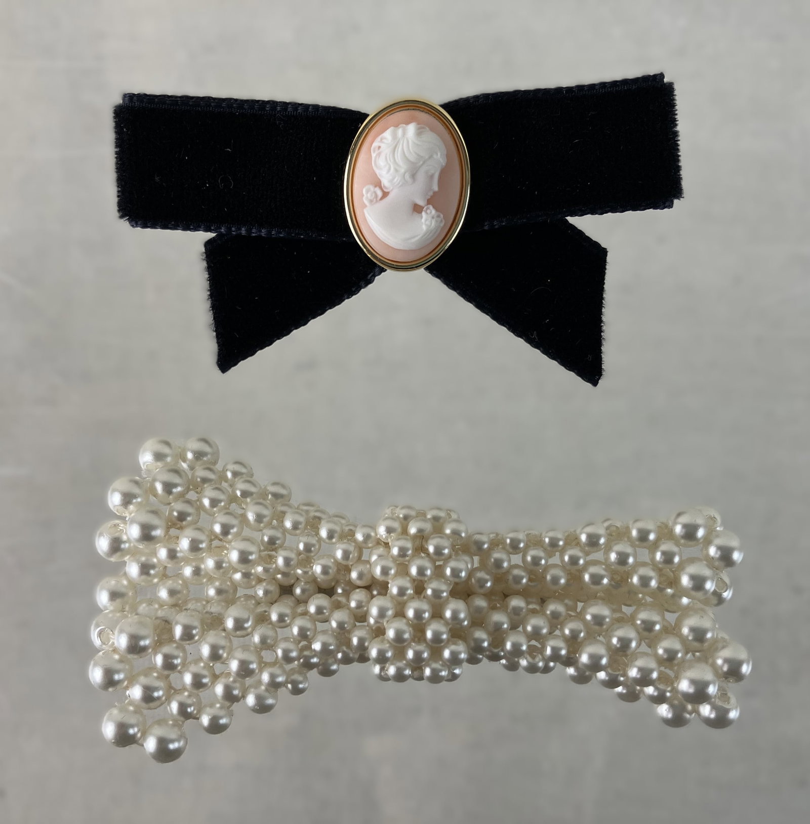 Two Kida of London Bow Brooches - 2