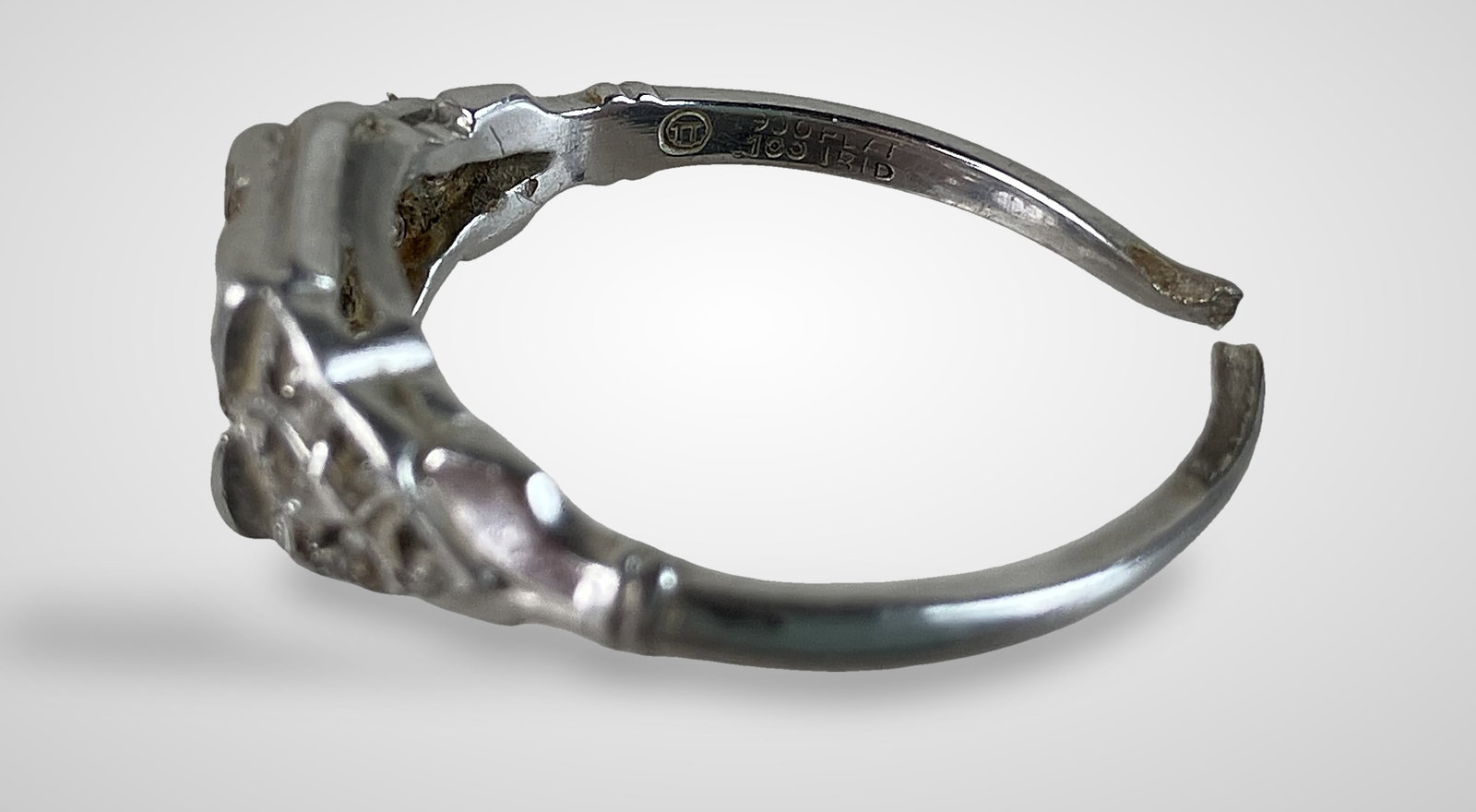 Three Rings Including Platinum and Gold Including Traub - 7