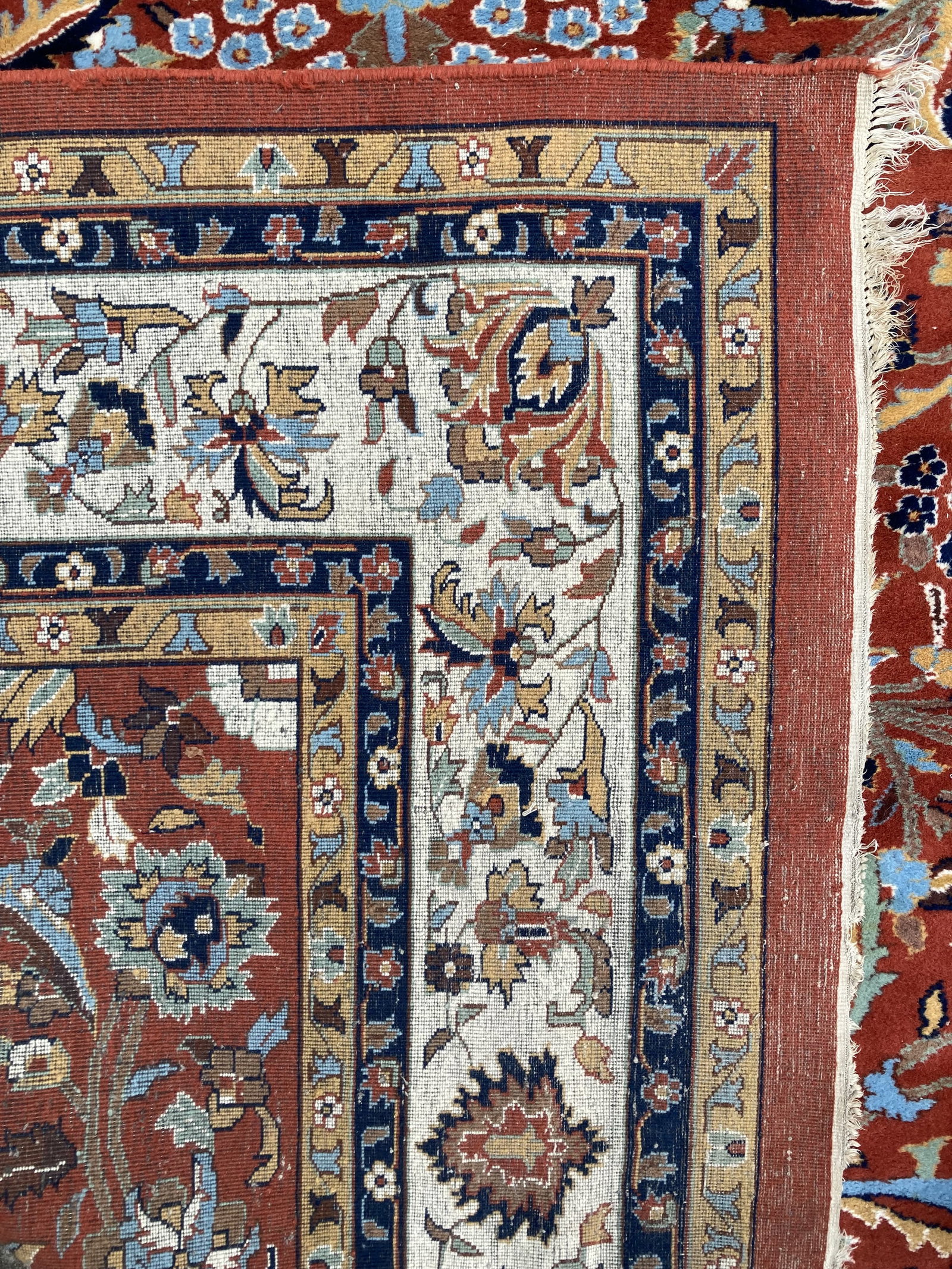 20th Century Hand Knotted Kashan Rug - 5