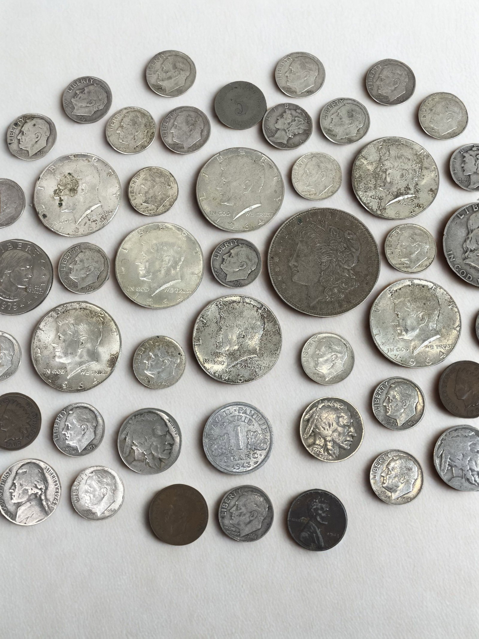 Coin Assortment Including Silver and Susan B. Anthony Filled P - 2