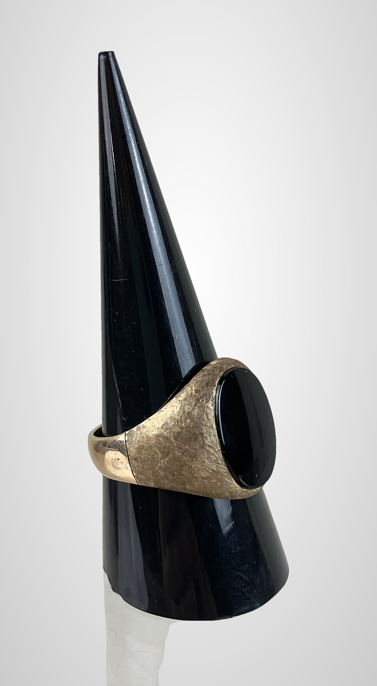 10KT Gold Black Onyx Ring - 5