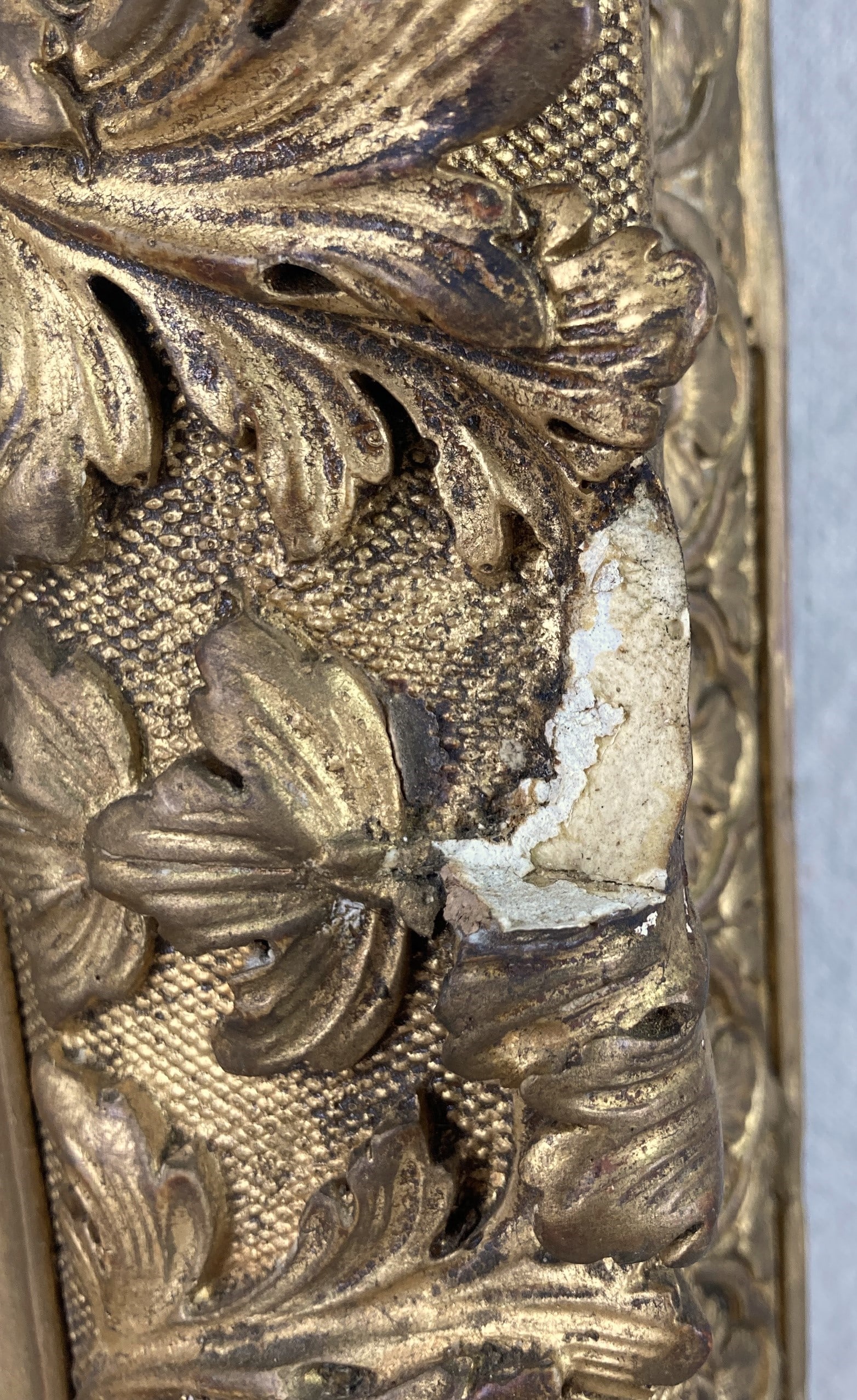 19th Century Scrolled Gilt Mirror - 6