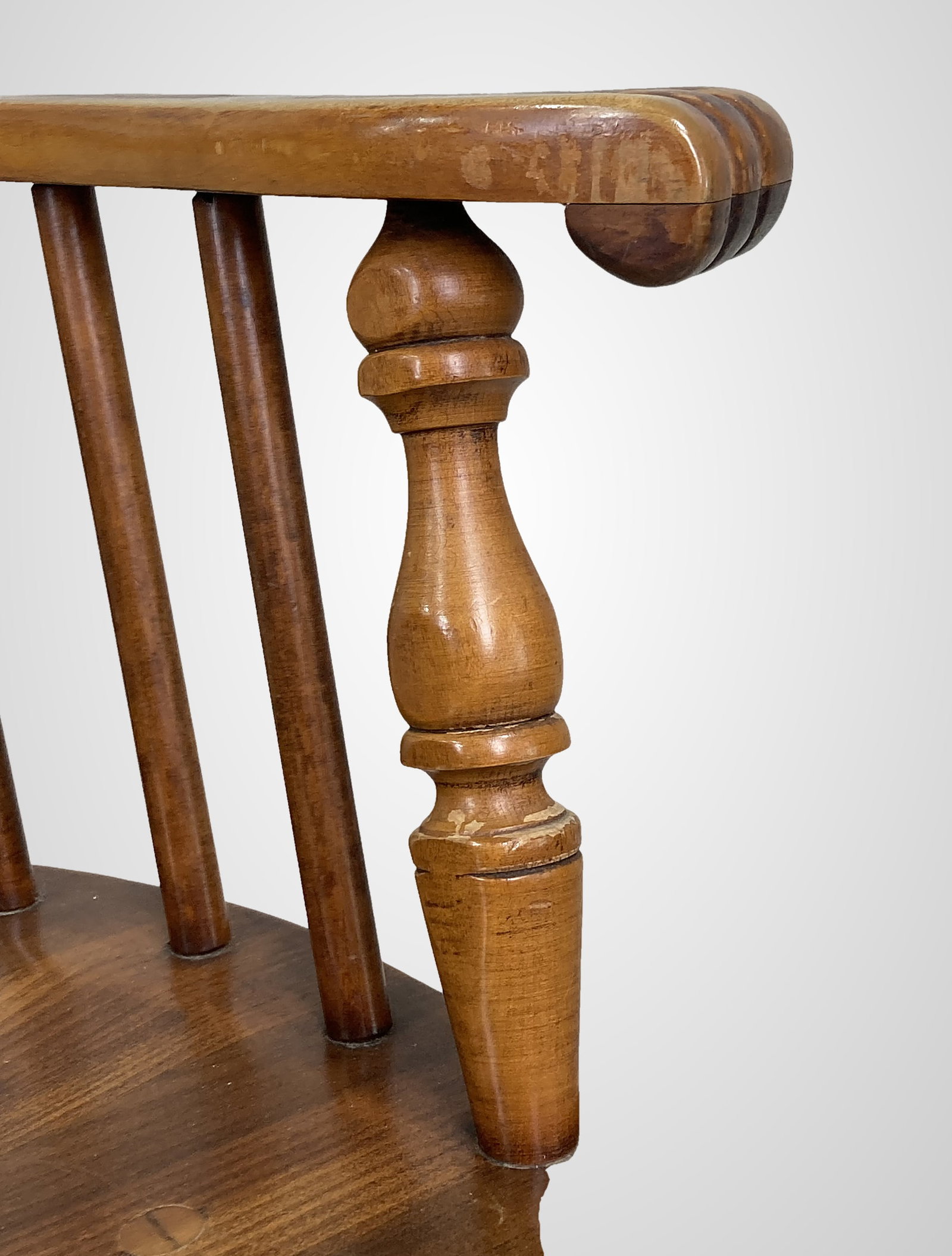 Pair of Windsor Back Armchairs - 4