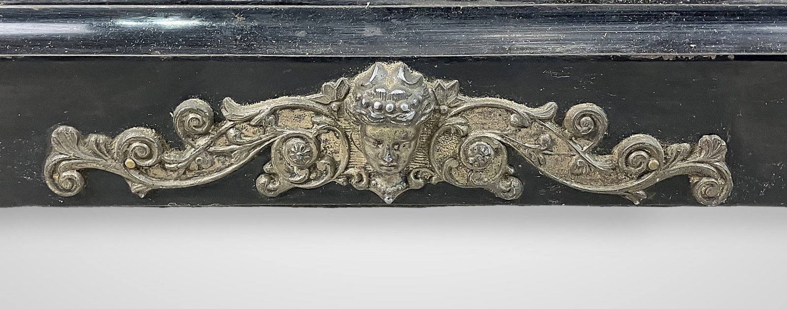 Neoclassical New Haven Figural Mantel Clock - 4