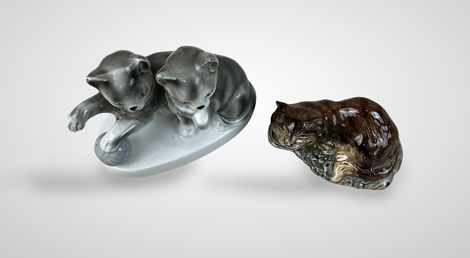 European Porcelain Cats Including Beswick - 4