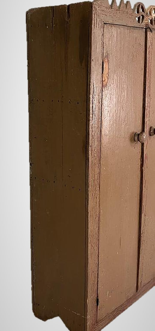 Primitive Southern Painted Cupboard - 4