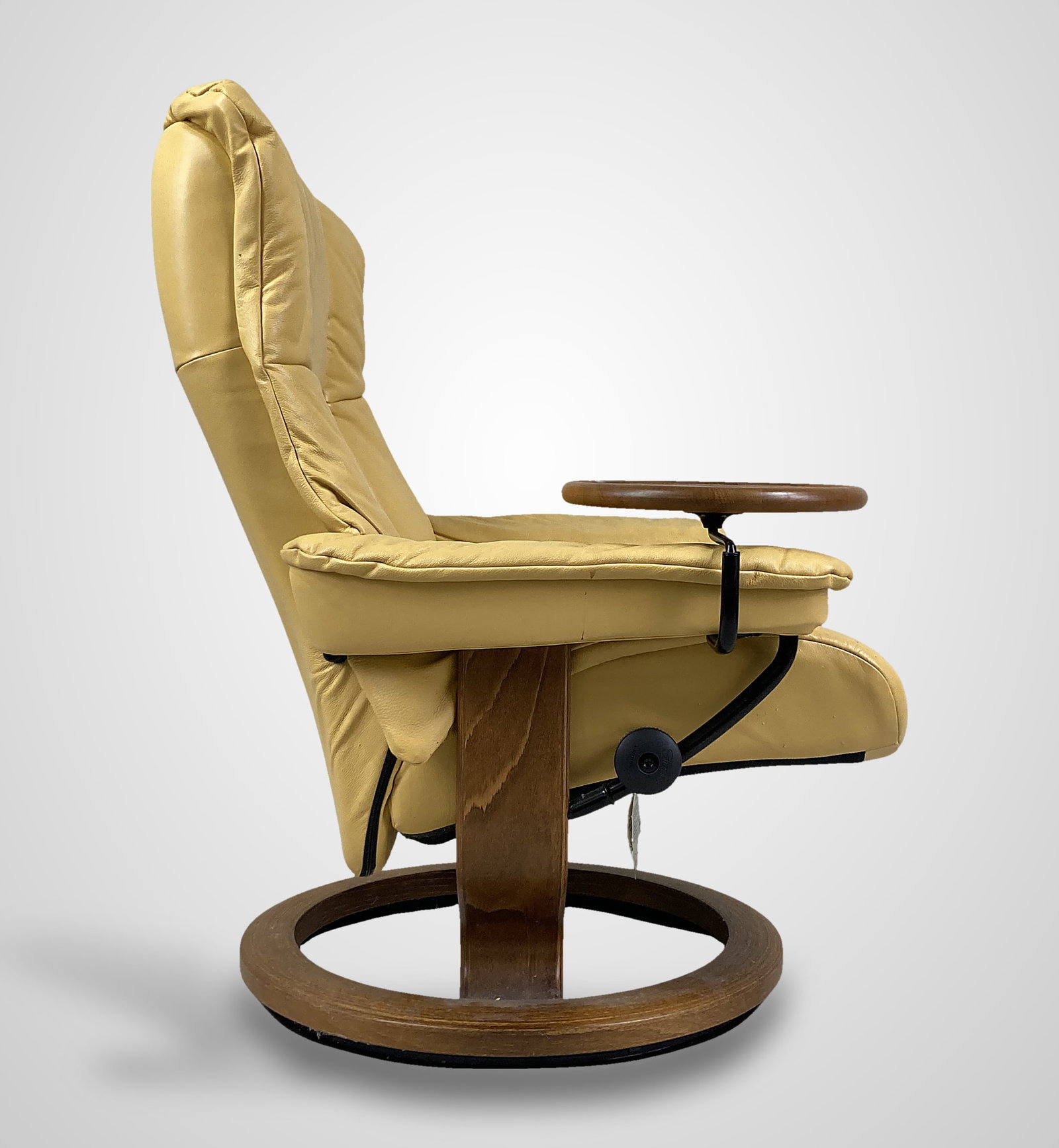 Ekornes Stressless Yellow Leather Swivel Recliner - 5